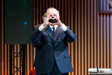 El Cabildo entrega sus honores y distinciones a 19 personas y entidades por su labor en favor de la sociedad grancanaria/TA.